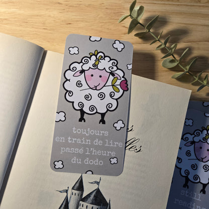 BM.003 | bookmark - CURLY